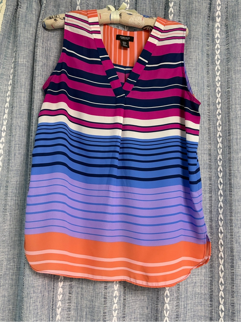 Jones New York Multicolor Striped V-Neck Sleeveless Top